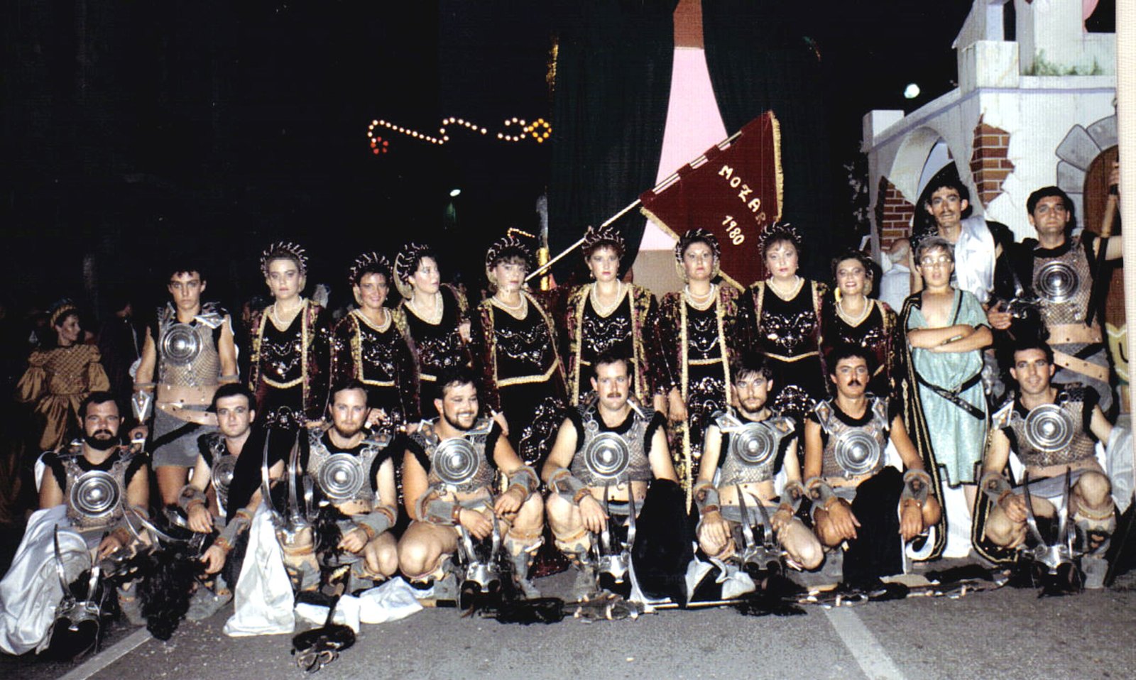 DESFILE PERTUDS